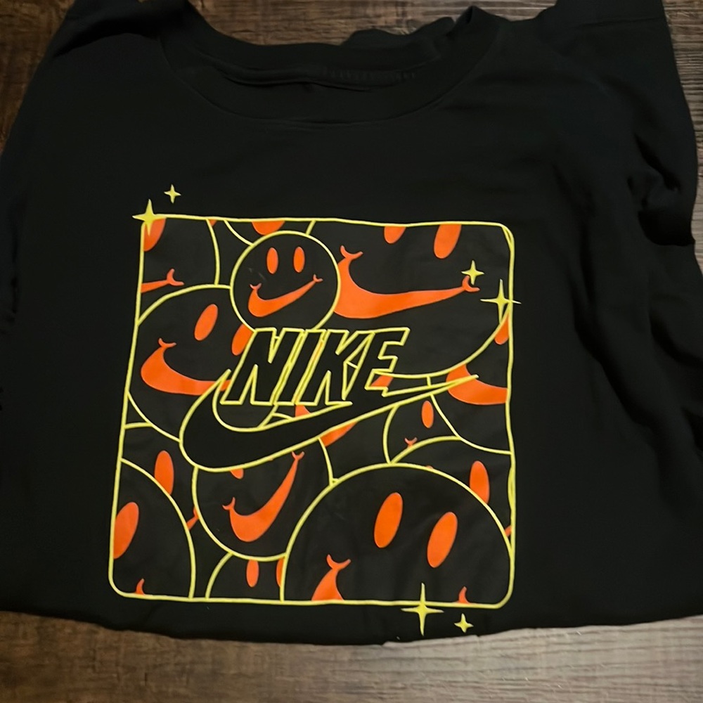 Nike shirt